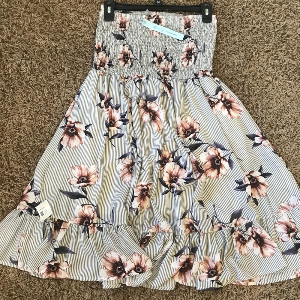 strapless flower dress